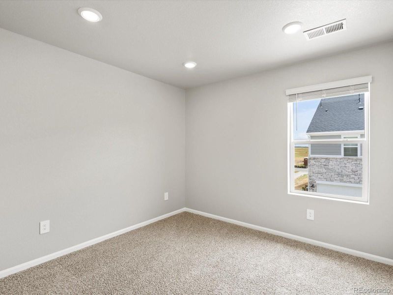 Spacious, unfurnished interior of a new home in Horizon Uptown: The Meadow Collection, Aurora (Image 16). Spacious, unfurnished interior of a new home in Horizon Uptown: The Meadow Collection, Aurora (Image 16).