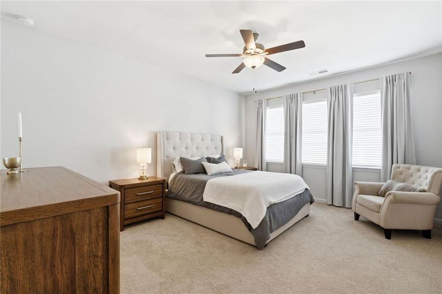 Furnished interior view inside a new home in , Jasper (Image 7).