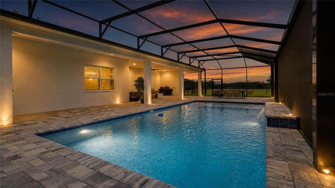 Exterior details and patio area of a home in , Orlando (Image 48).