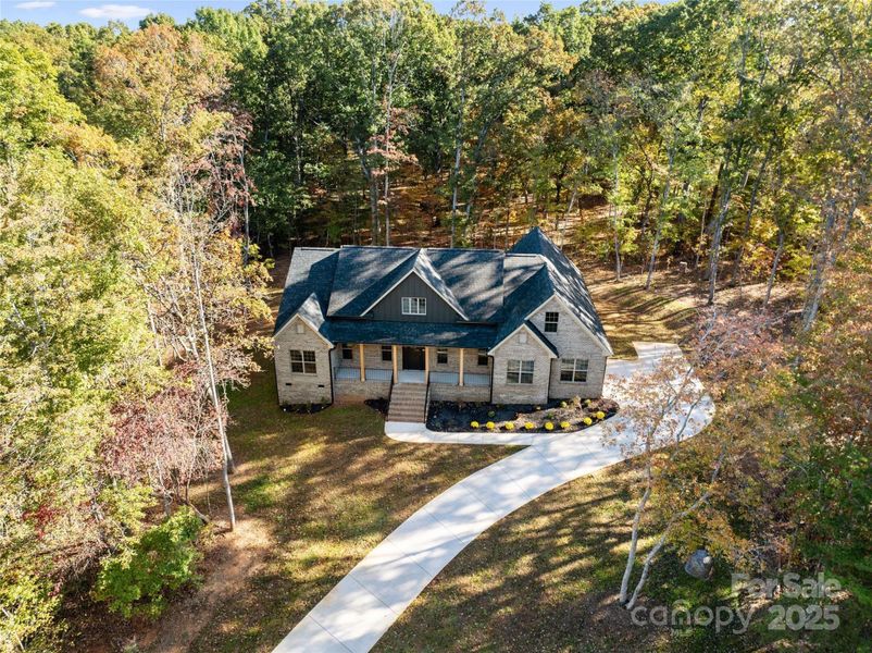 Image 33 of a home in . Image 33 of a home in .