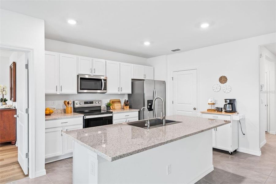 Furnished interior view inside a new home in , Wesley Chapel (Image 8).