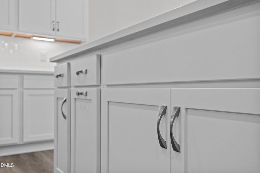 Kitchen - Classic White Button