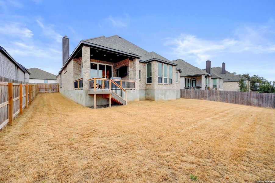 Exterior details and patio area of a home in Ventana, Bulverde (Image 22).