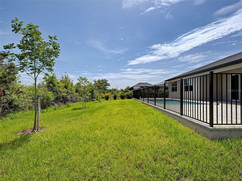 Exterior details and patio area of a home in , Port Charlotte (Image 36).