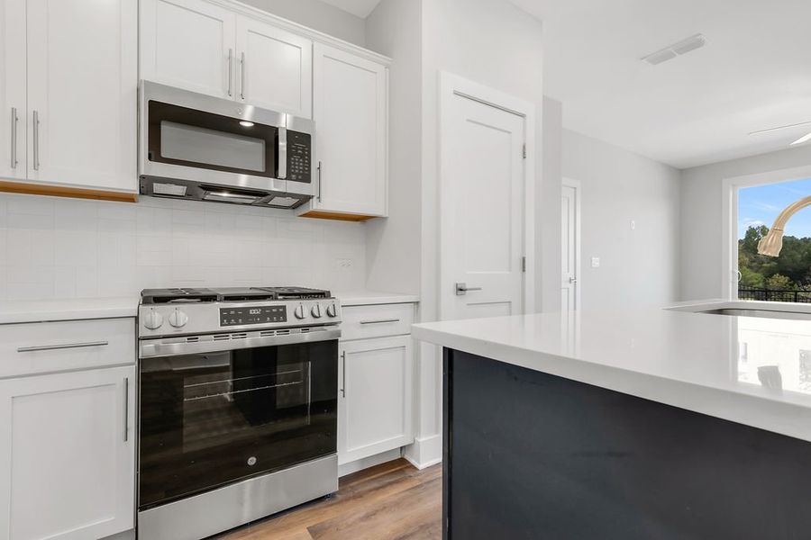 Furnished interior view inside a new home in Echo Park, Suwanee (Image 13).