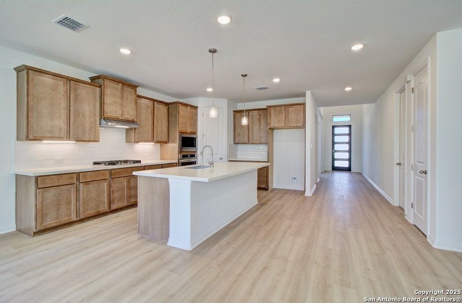 Furnished interior view inside a new home in Meyer Ranch – Premier, New Braunfels (Image 5).