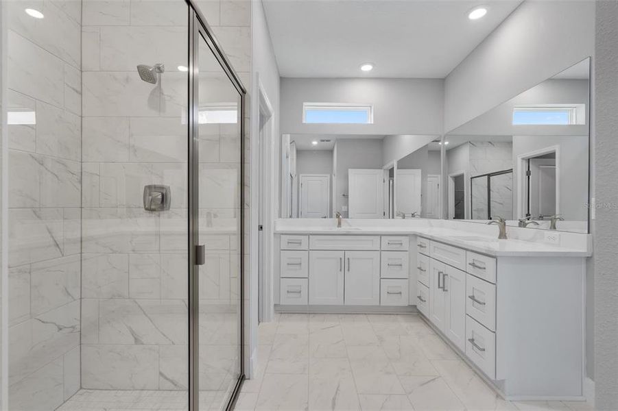 Furnished interior view inside a new home in , Ocala (Image 8).