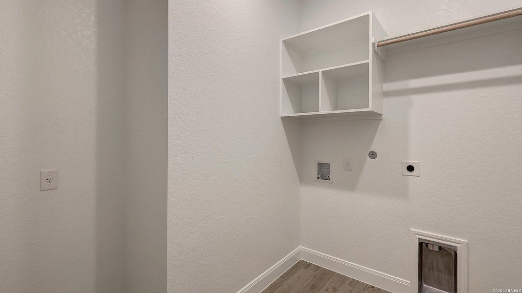 Spacious, unfurnished interior of a new home in Kallison Ranch, San Antonio (Image 25).