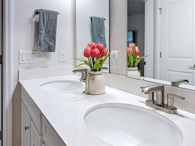 Close-up of interior finishes inside a home in Park Ridge Villas, Spring Hill (Image 20).