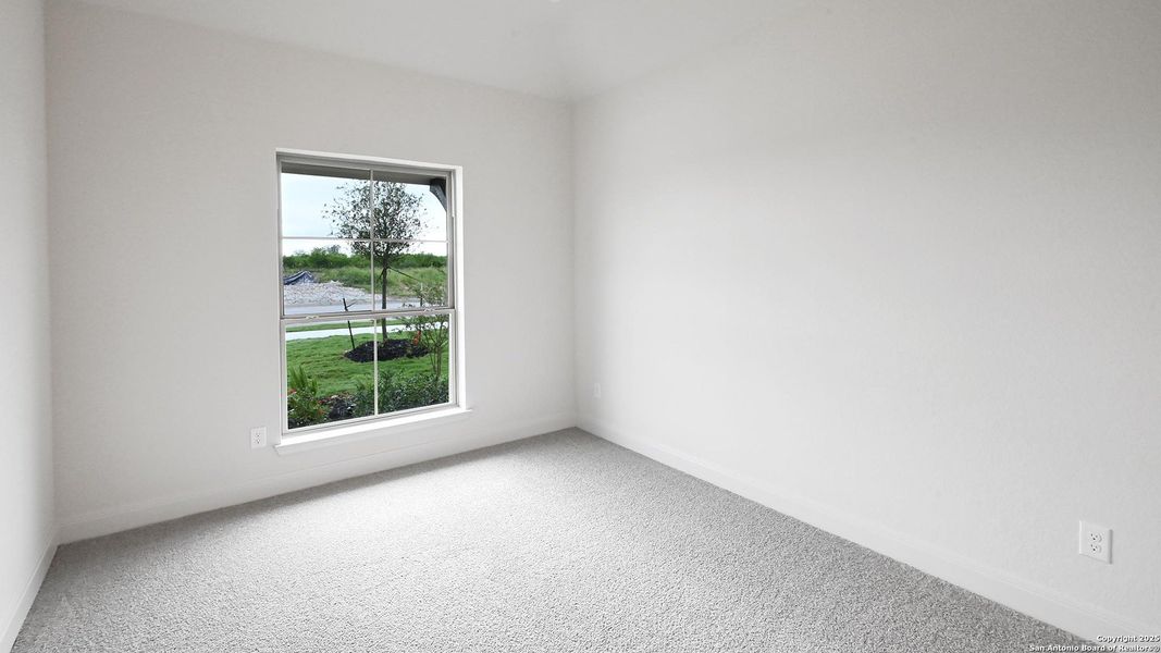 Spacious, unfurnished interior of a new home in Homestead 55', Cibolo (Image 22).