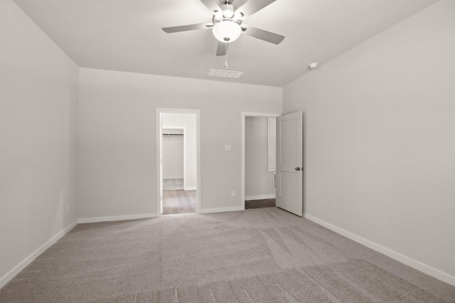 Spacious, unfurnished interior of a new home in Oakwood Ranch, Willis (Image 16). Spacious, unfurnished interior of a new home in Oakwood Ranch, Willis (Image 16).