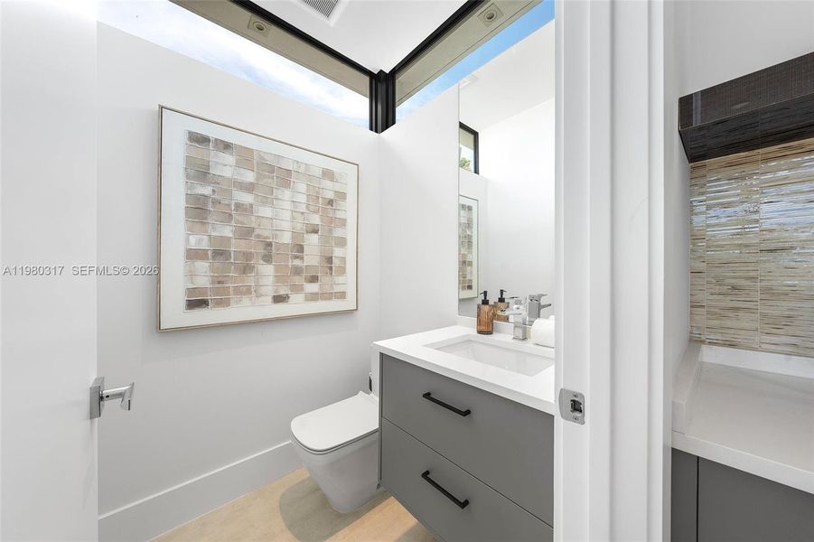 Furnished interior view inside a new home in , Fort Lauderdale (Image 39).