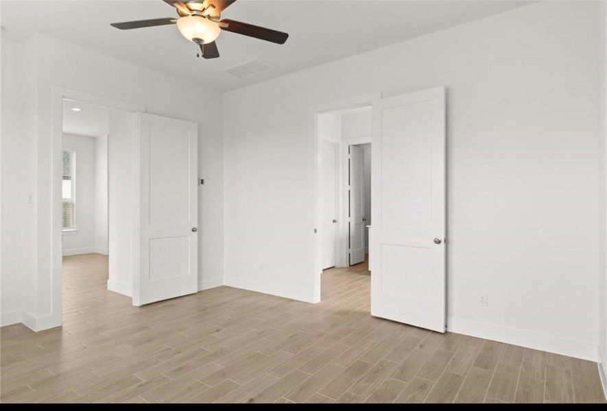 Spacious, unfurnished interior of a new home in Bridgeland 45's, Cypress (Image 7).