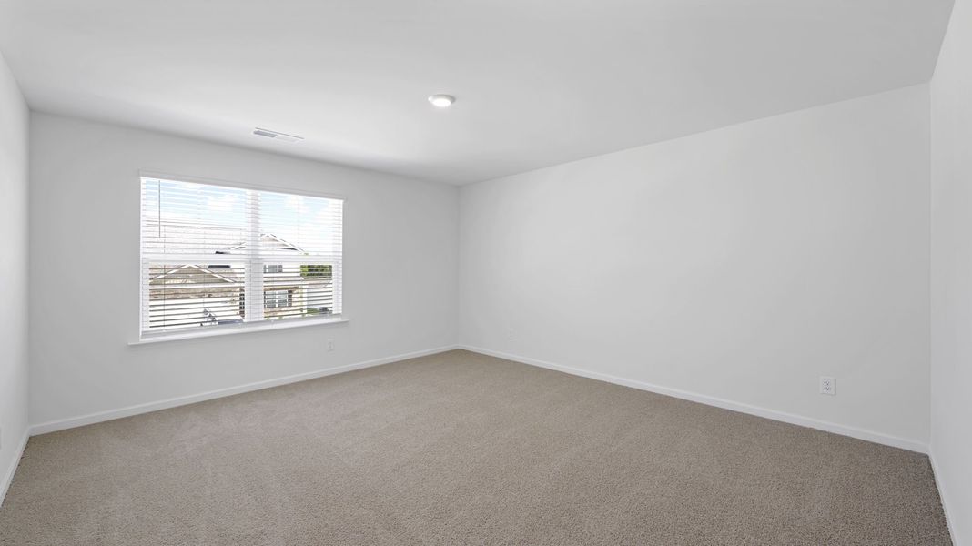 Spacious, unfurnished interior of a new home in Catlett Cove, Knoxville (Image 43).
