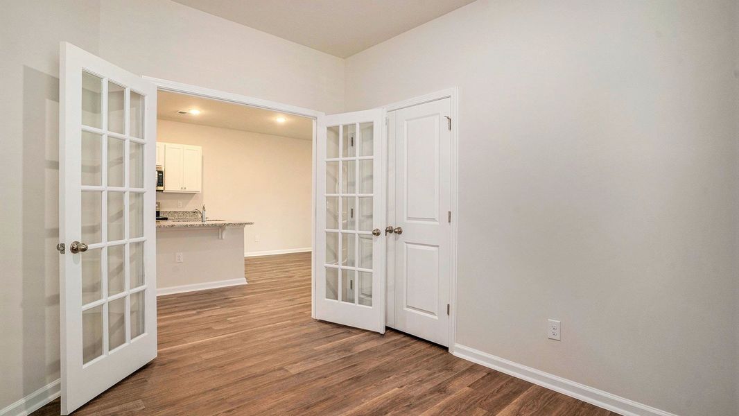 Spacious, unfurnished interior of a new home in Rich Square at Brunswick Plantation, Ash (Image 13). Spacious, unfurnished interior of a new home in Rich Square at Brunswick Plantation, Ash (Image 13).