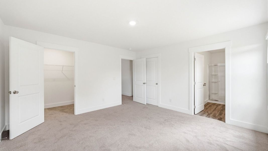 Spacious, unfurnished interior of a new home in Fieldcrest Acres, Blountville (Image 27). Spacious, unfurnished interior of a new home in Fieldcrest Acres, Blountville (Image 27).