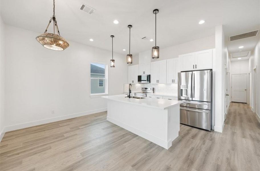 Furnished interior view inside a new home in , Galveston (Image 7).