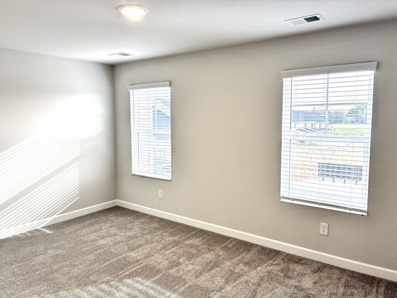 Spacious, unfurnished interior of a new home in Reidville Town Center, Reidville (Image 14).