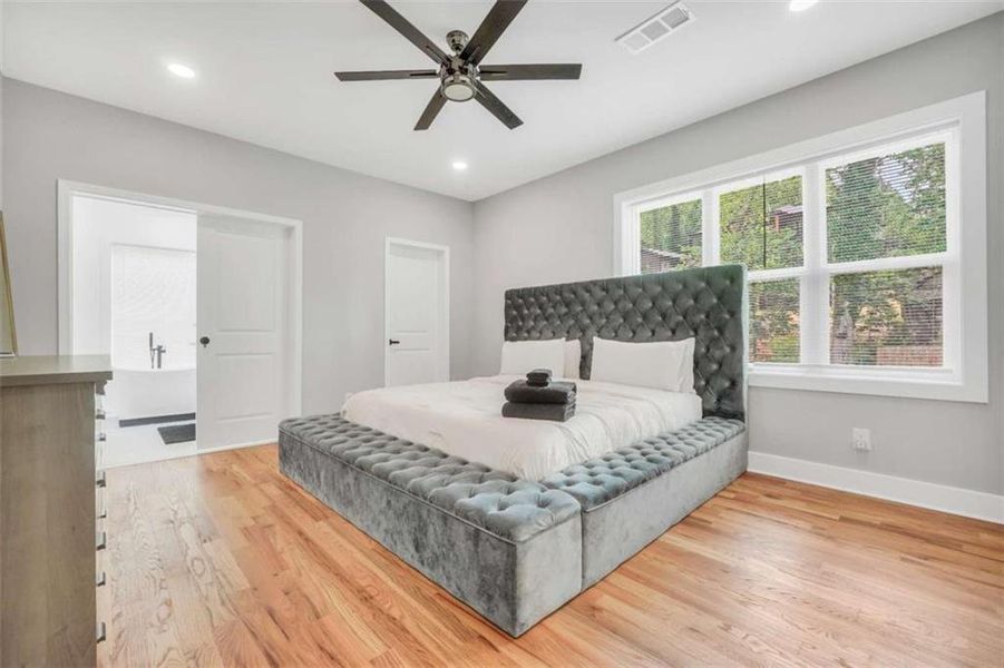 Furnished interior view inside a new home in , Atlanta (Image 18).