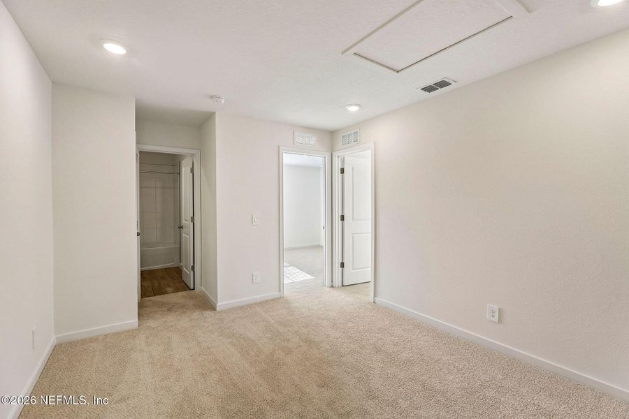 Spacious, unfurnished interior of a new home in Parkside at Shearwater, St. Augustine (Image 28).