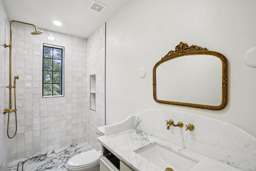 Furnished interior view inside a new home in , Willis (Image 12).