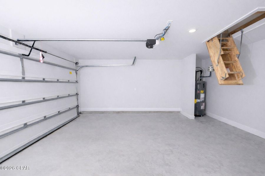 Spacious, unfurnished interior of a new home in Fox Glenn, Panama City (Image 18). Spacious, unfurnished interior of a new home in Fox Glenn, Panama City (Image 18).