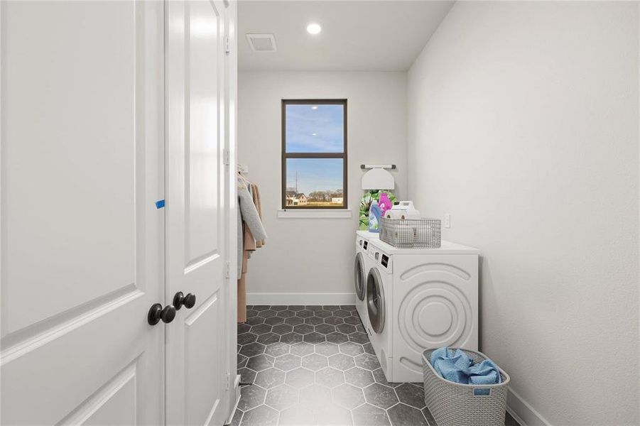 Furnished interior view inside a new home in Chatham Reserve, Providence Village (Image 18).