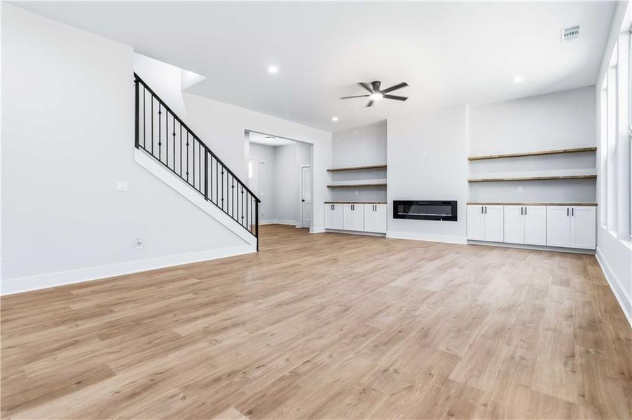 Spacious, unfurnished interior of a new home in , College Park (Image 13).