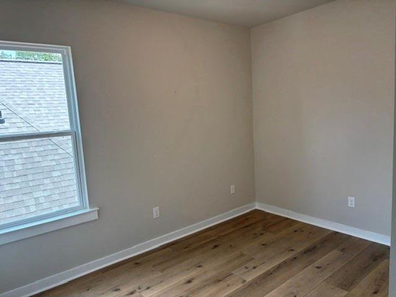 Spacious, unfurnished interior of a new home in Two Step Farm, Montgomery (Image 25).