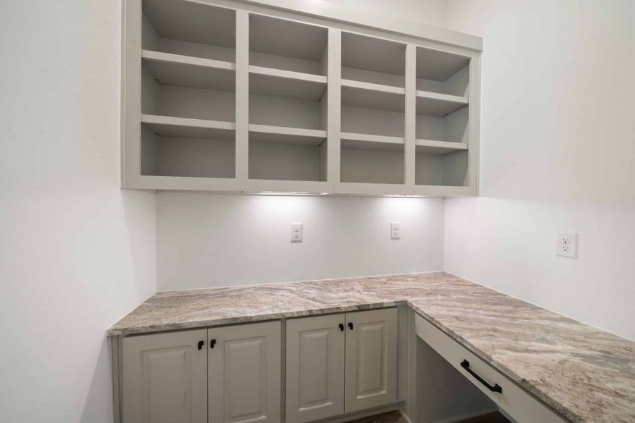 Representative furnished interior of a home built from the Waterloo – 60′ Lot by Chesmar Homes in Lakes of Cane Island, Katy (Image 6).