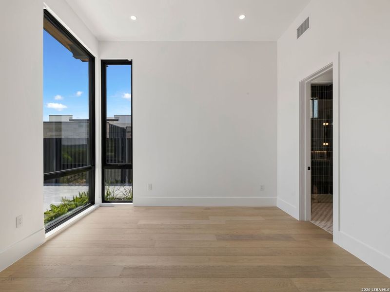 Spacious, unfurnished interior of a new home in , San Antonio (Image 20). Spacious, unfurnished interior of a new home in , San Antonio (Image 20).