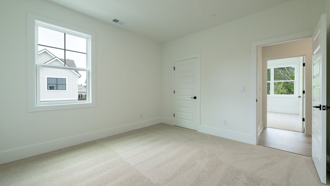 Representative unfurnished interior of a home built from the Hanover by D.R. Horton in The Village at Sandy Plains, Marietta (Image 29).