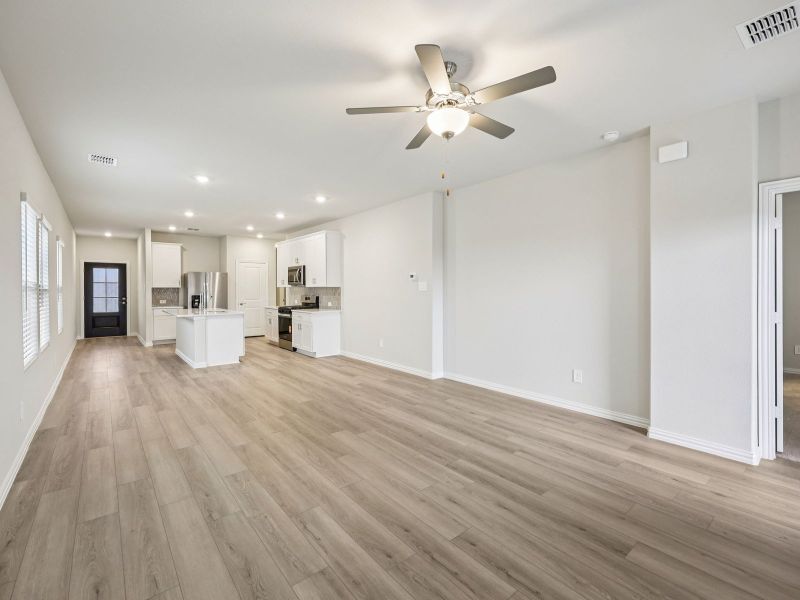 Spacious, unfurnished interior of a new home in Parks at Foster Crossing - Spring Series, Anna (Image 12).