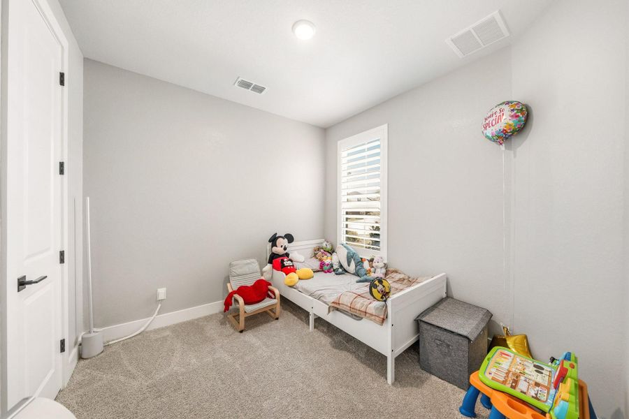 Furnished interior view inside a new home in Meridiana 40', 65', Iowa Colony (Image 5).