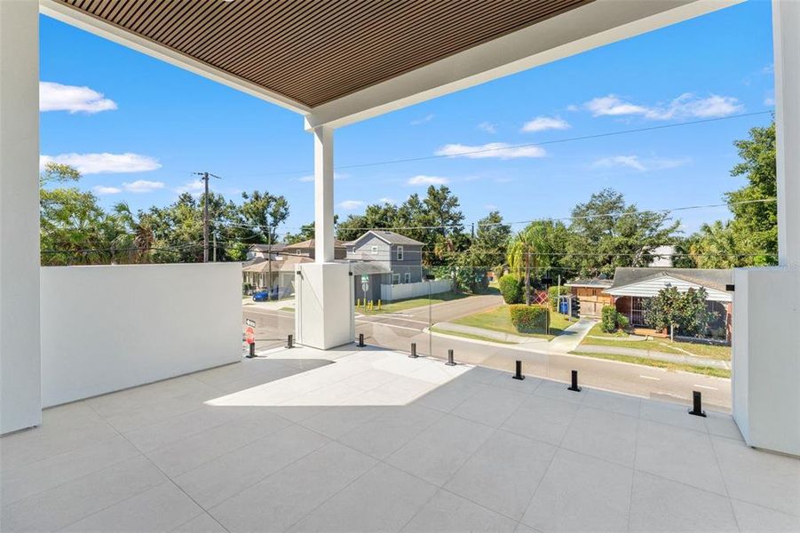 Exterior details and patio area of a home in , Tampa (Image 29).