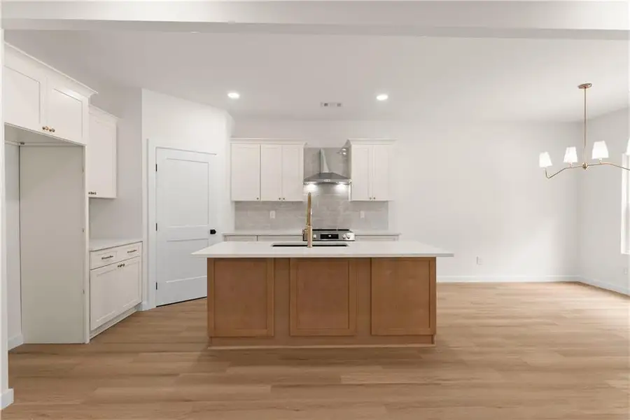 Furnished interior view inside a new home in , Gainesville (Image 6).