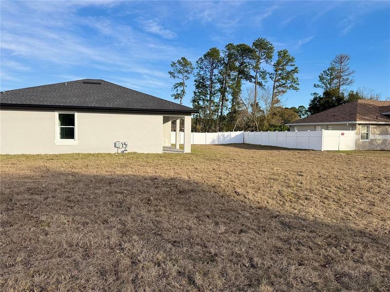 Exterior details and patio area of a home in , Deltona (Image 26).