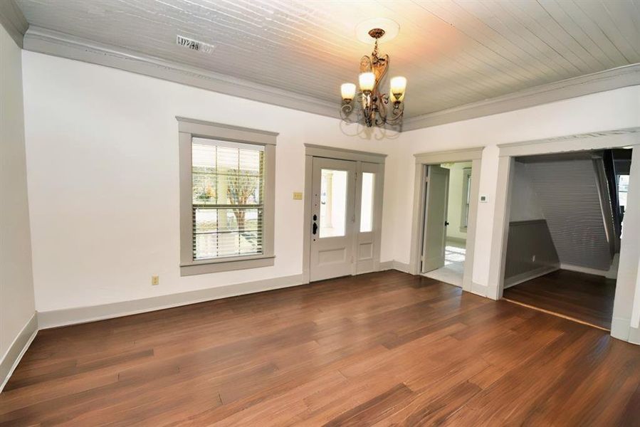 Spacious, unfurnished interior of a new home in , Alba (Image 16).