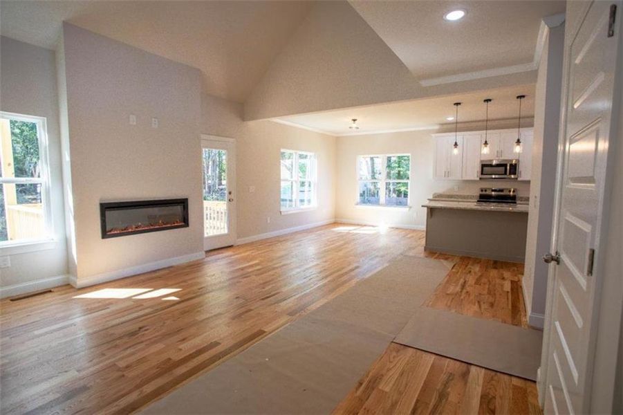 Spacious, unfurnished interior of a new home in , Villa Rica (Image 28).