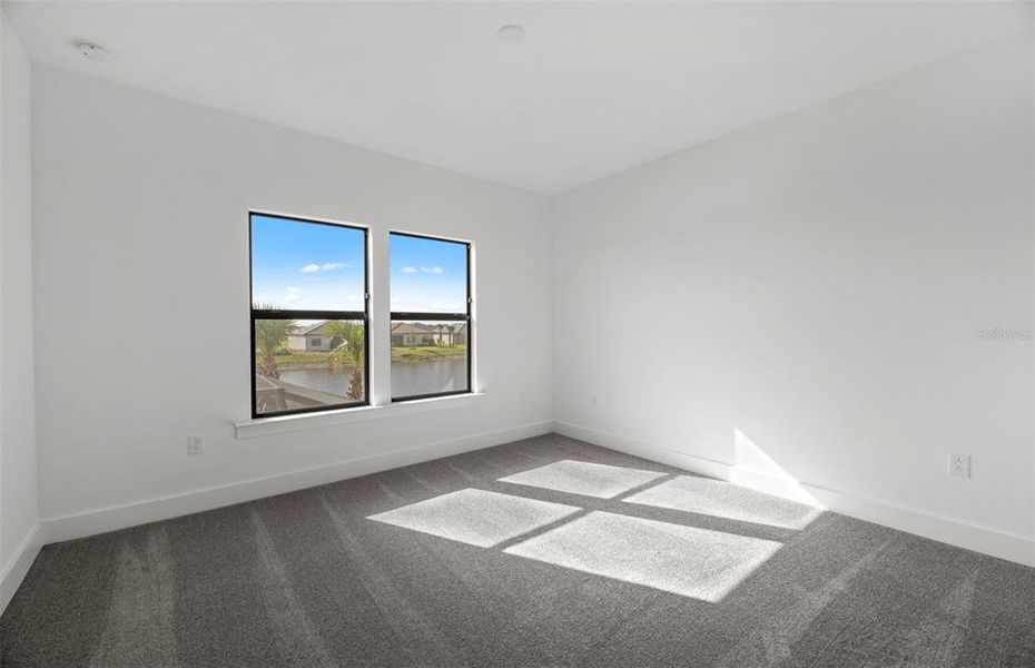 Spacious, unfurnished interior of a new home in , Bradenton (Image 16).