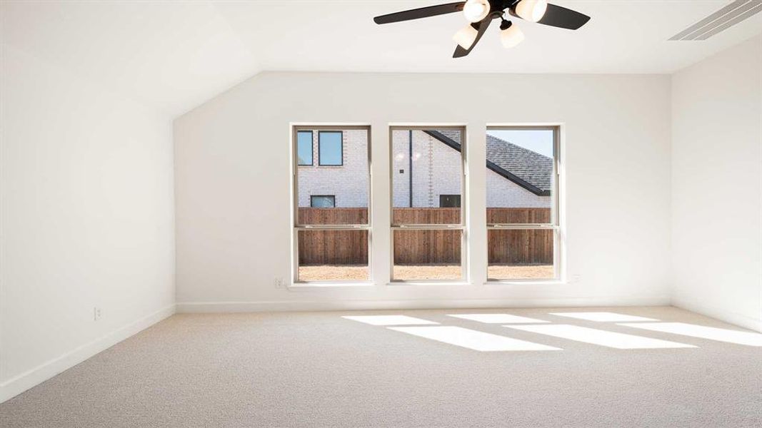 Spacious, unfurnished interior of a new home in Devonshire, Forney (Image 14).