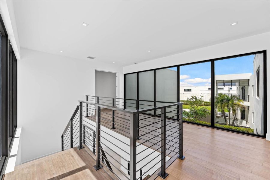 Spacious, unfurnished interior of a new home in , Weston (Image 69).