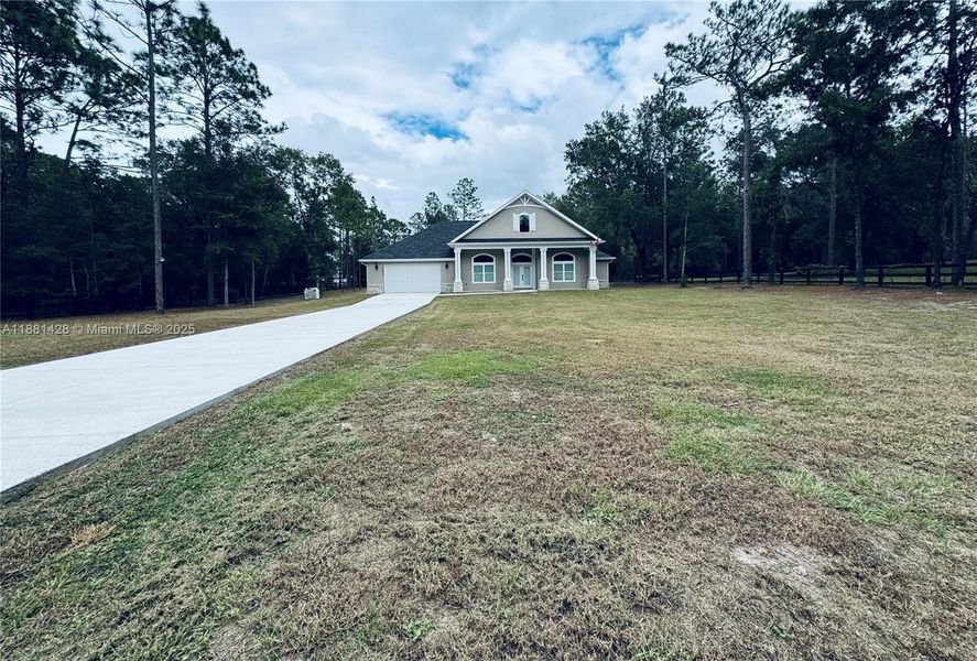 Image 7 of a home in . Image 7 of a home in .