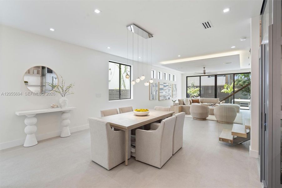 Furnished interior view inside a new home in , Fort Lauderdale (Image 61).