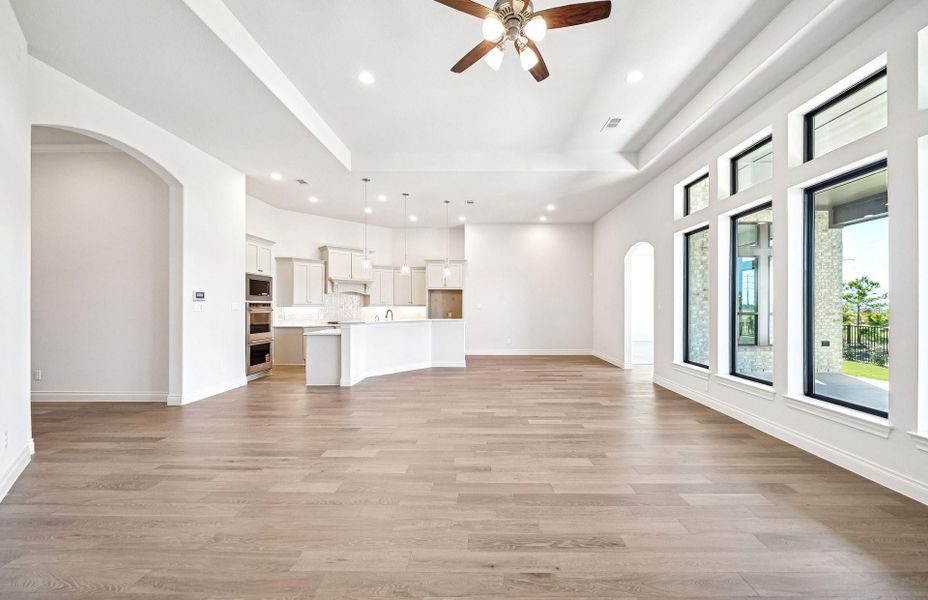 Spacious, unfurnished interior of a new home in Bridgeland 60′, Cypress (Image 26).