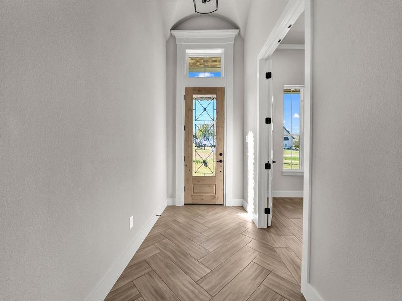 Spacious, unfurnished interior of a new home in , Weatherford (Image 21).