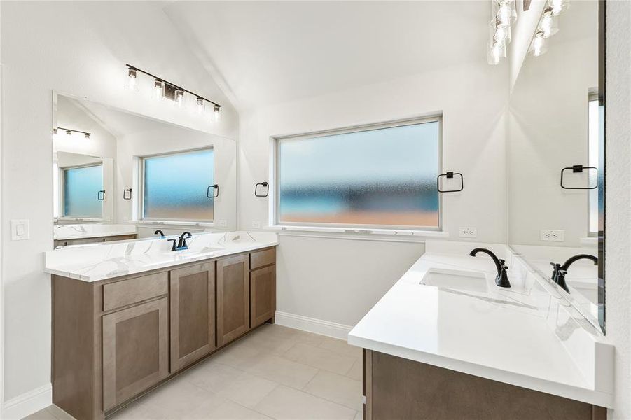 Furnished interior view inside a new home in North Grove, Waxahachie (Image 7).