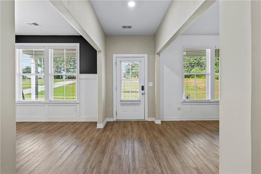 Spacious, unfurnished interior of a new home in Crossing Creeks, Monroe (Image 27). Spacious, unfurnished interior of a new home in Crossing Creeks, Monroe (Image 27).