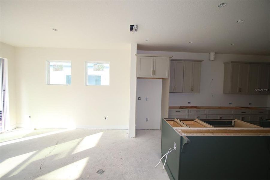 In-progress construction of a new home in Oakfield at Mount Dora Village Series, Mount Dora, FL (Image 5).