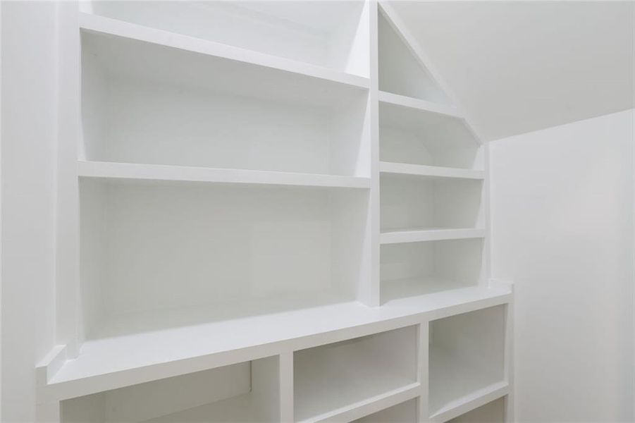 Close-up of interior finishes inside a home in , Lithonia (Image 11). Close-up of interior finishes inside a home in , Lithonia (Image 11).